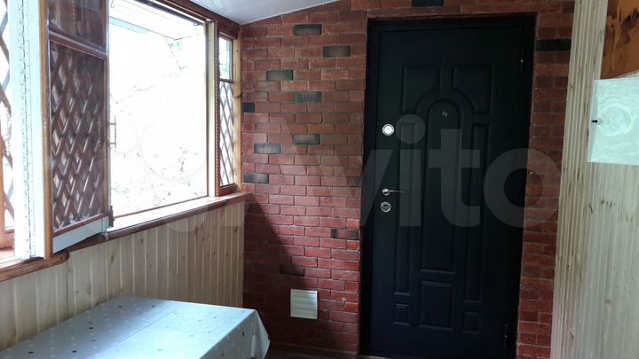 2-к. квартира, 52 м², 2/2 эт.