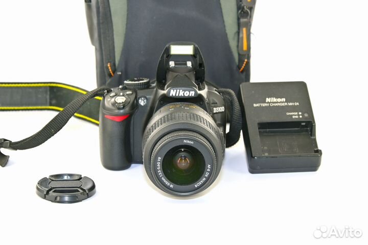 Nikon D3100 14.2MP цифрозеркалка Kit AF-S 18-55