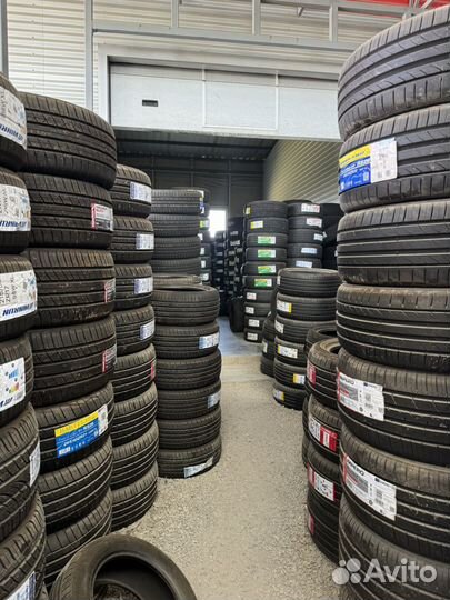 Duraturn Mozzo Sport 245/45 R20