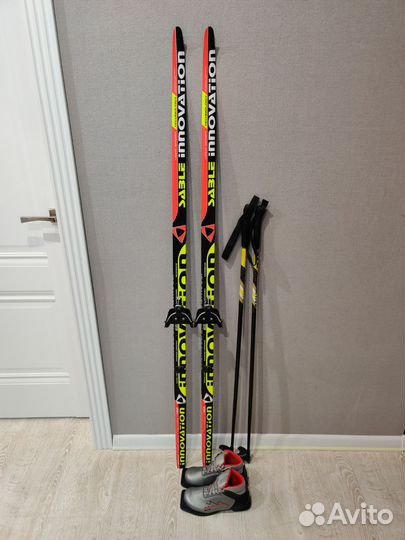 Беговые лыжи 160 с палками