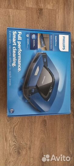 Робот пылесос philips