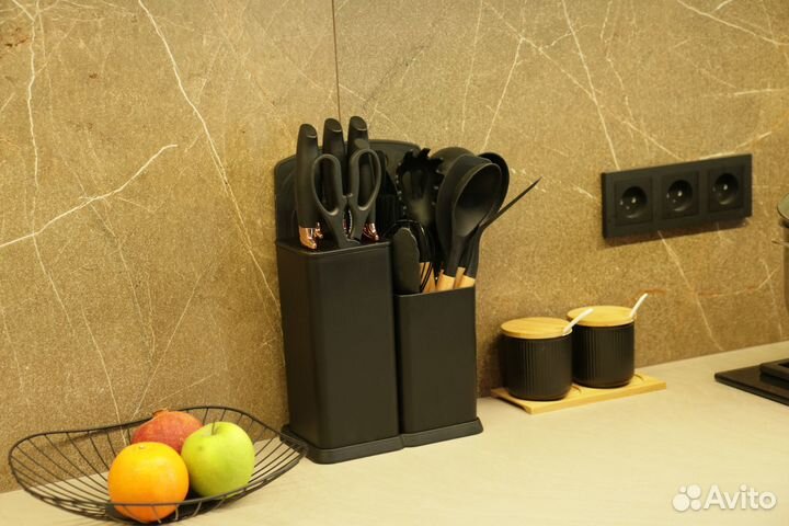 Набор кухонных принадлежностей 19в1, новый