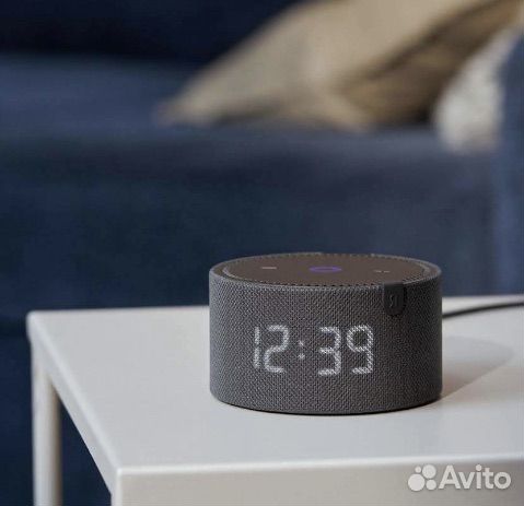 Умная колонка Яндекс Новая Станция Мини (с часами)