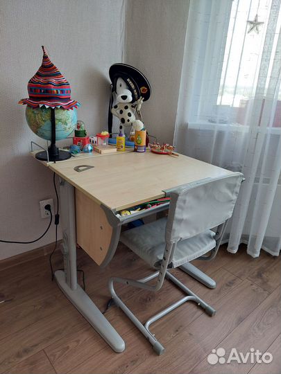 Продам растущую парту (берёза)