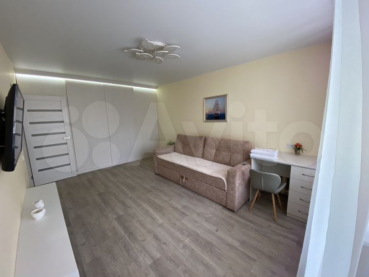 1-к. квартира, 38 м², 1/9 эт.