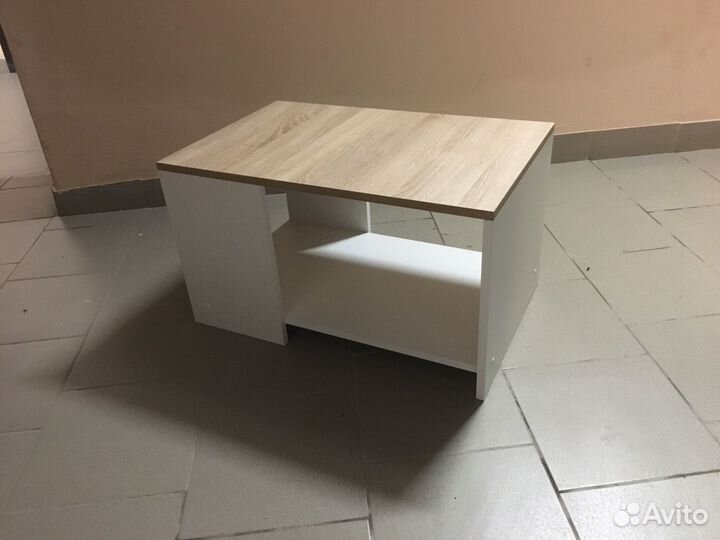 Стол журнальный