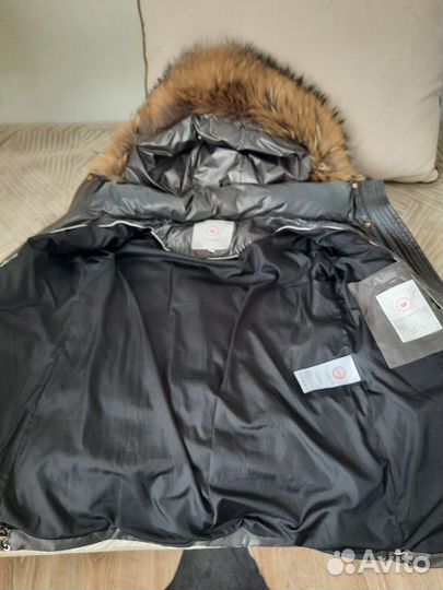 Пуховик зимний женский короткий