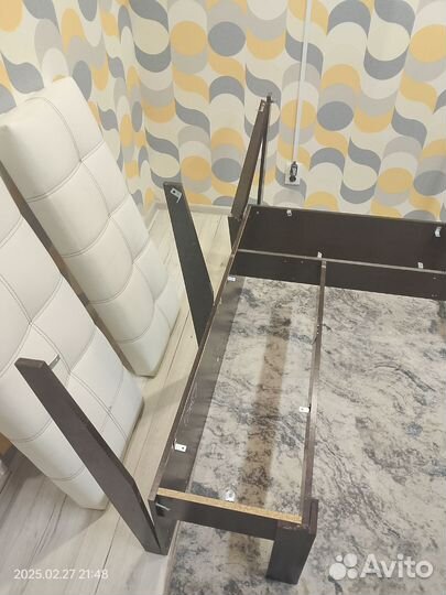 Кухонный уголок