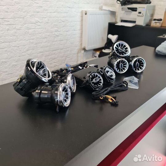 W 213 Дефлекторы воздуховодхы с подсветкой