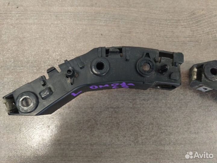 Крепления переднего бампера лев + прав Omoda C5 2022