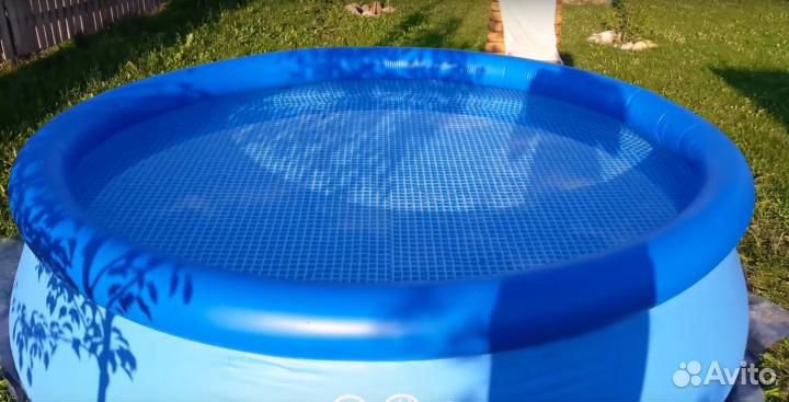Бассейн надувной Intex 244 x61 см новый