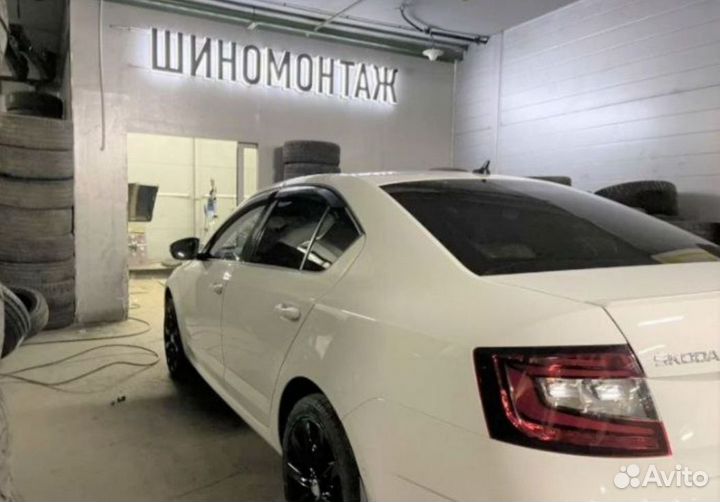 Pirelli Ice Zero 205/60 R16 96