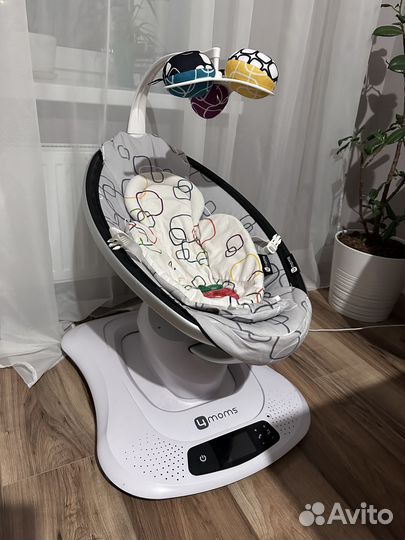 MamaRoo 4moms качели 4.0 + вкладыш