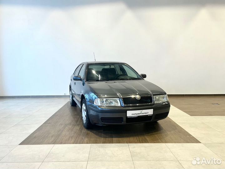 Skoda Octavia 1.6 МТ, 2008, 224 234 км