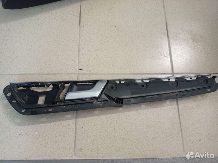 Mercedes w 204 ручка двери внутренняя правая