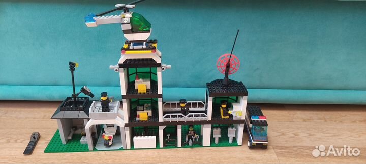 Конструктор Лего Полицейский участок