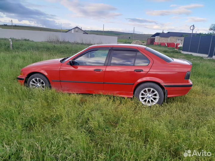 BMW 3 серия 1.6 МТ, 1992, 400 000 км