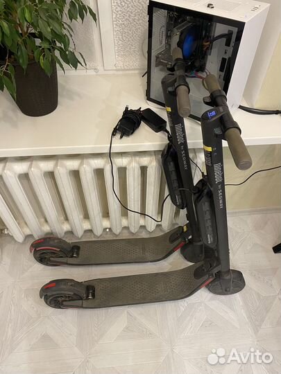 Электросамокат ninebot kickscooter es4