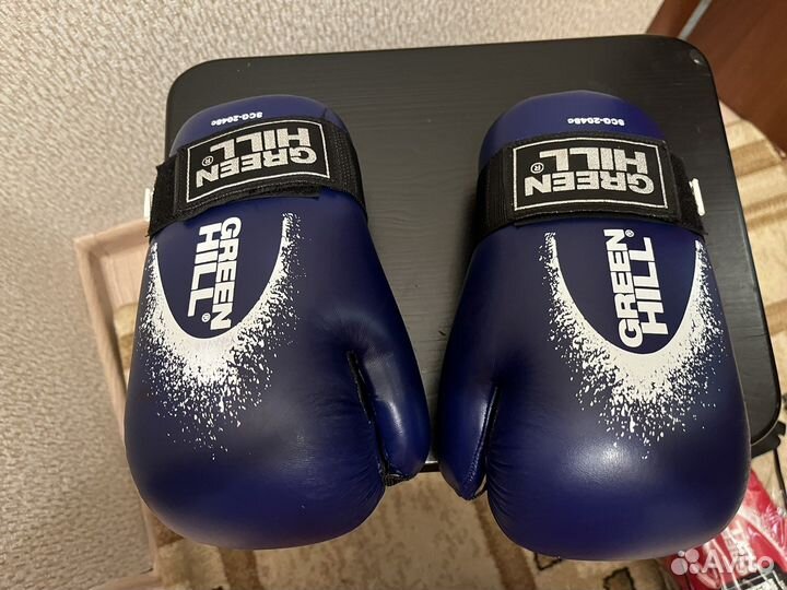 Продам перчатки Green Hill