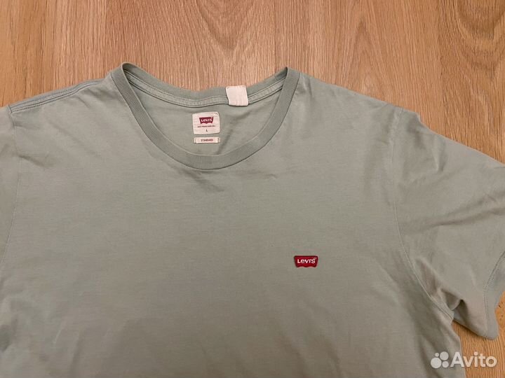 Базовая Футболка Levis L