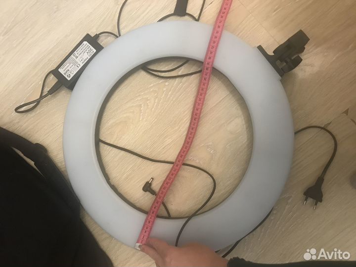 Кольцевая лампа 45 см со штативом