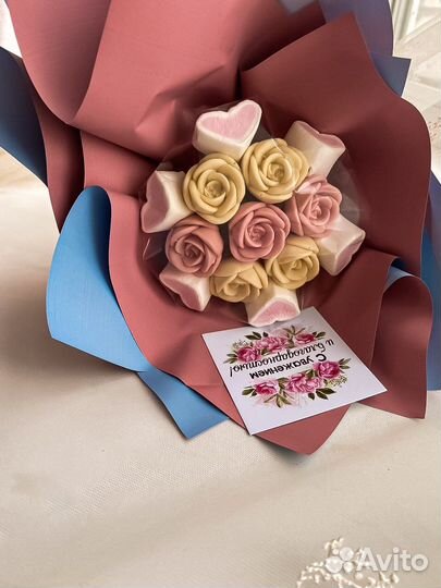 Мини-букеты из шоколадных роз