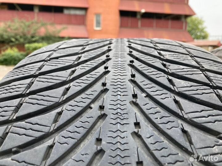 Michelin Latitude Alpin LA2 255/45 R20 96T