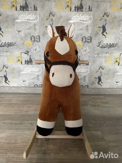 Детская качалка лошадь