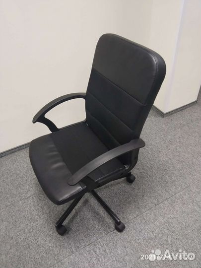 Компьютерное кресло