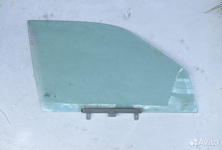 Стекло переднее правое VW Passat B3