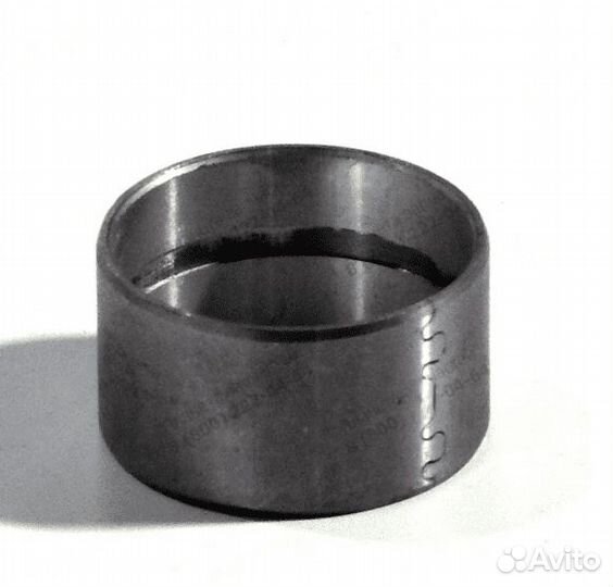 Втулка паразитной шестерни 490