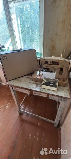 Швейная машинка зингер. Электрическая