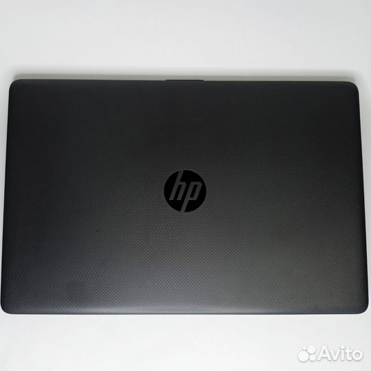 Ноутбук HP 250 G7