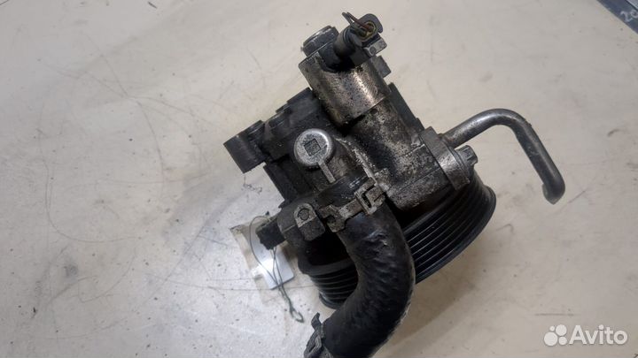 Гур Mercedes C W204, 2010