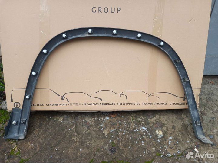 Накладка крыла передняя левая Skoda Kodiaq