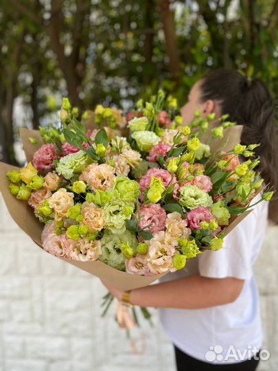 Букеты с розовой эустомой