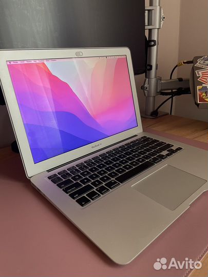 Macbook air 13 early 2015