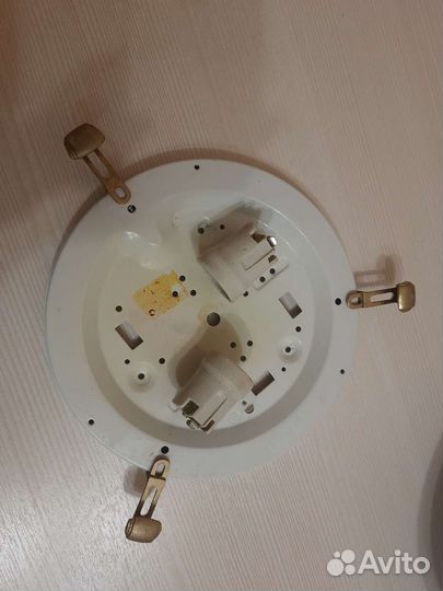 Светильник потолочный