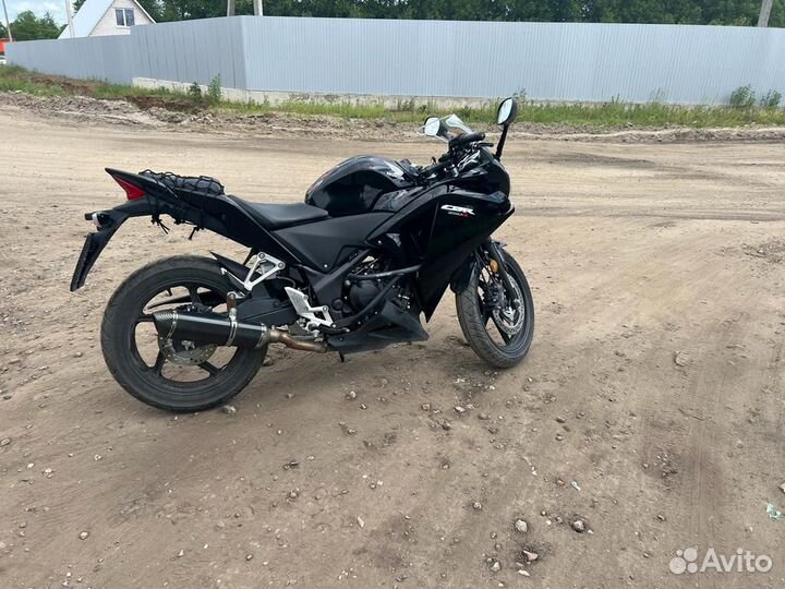 Honda cbr 250r