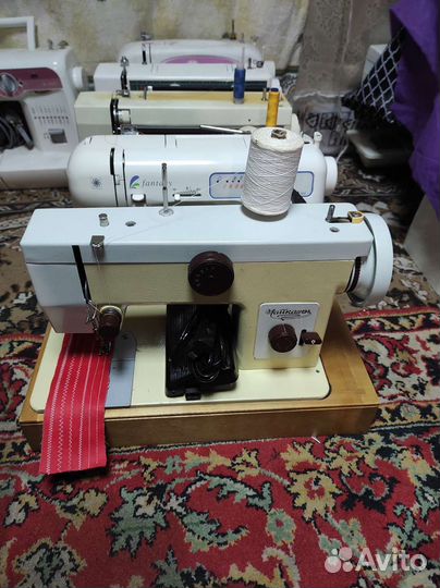Швейная машинка