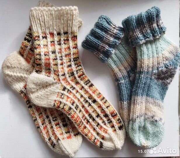 Носки женские шерстяные ручной вязки