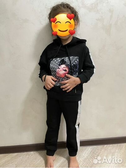 Костюм для девочки, fendi