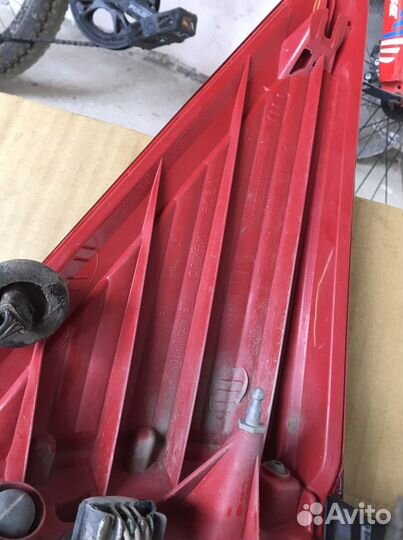 Задний фонарь Nissan Tiida