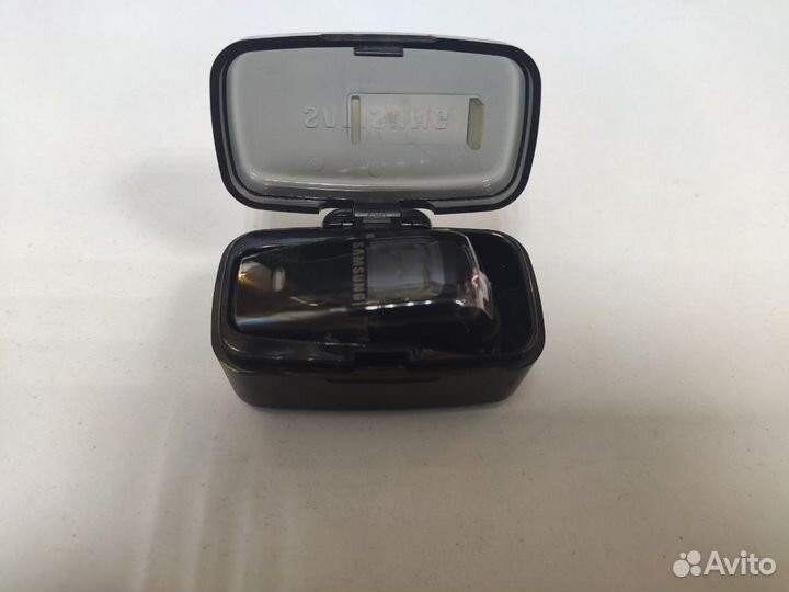 Bluetooth гарнитура Samsung