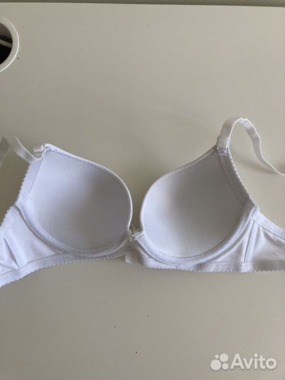 Бюстгальтер белый