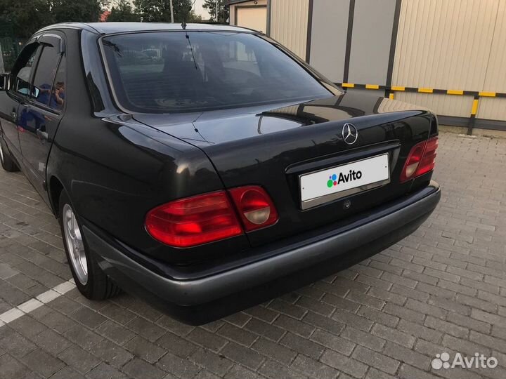 Mercedes-Benz E-класс 2.3 AT, 1997, 348 000 км