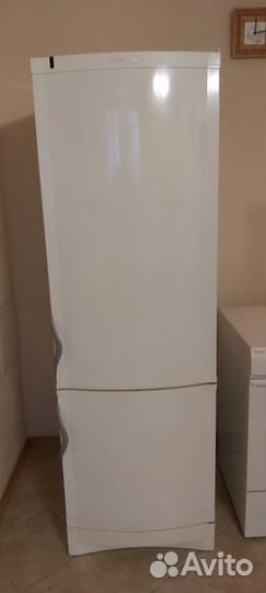 Холодильник Vestfrost BKF355