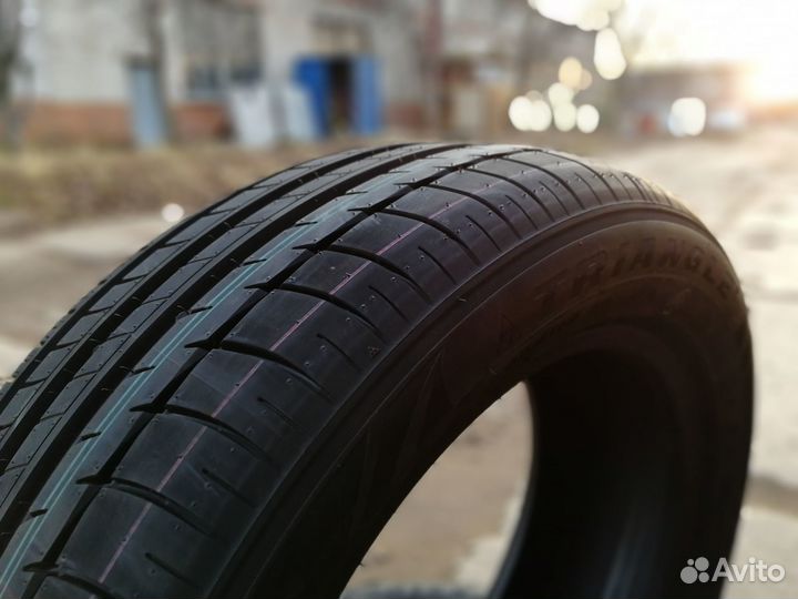 Triangle Sportex TSH11 235/45 R20 100Y