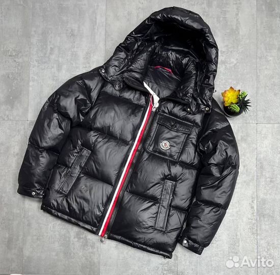 Курта на пуху moncler стильная зима (топ 2024)