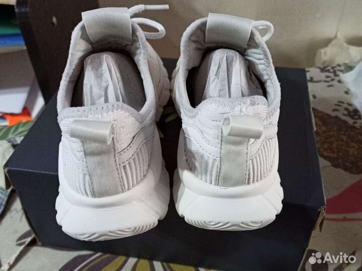 Кроссовки детские для девочек